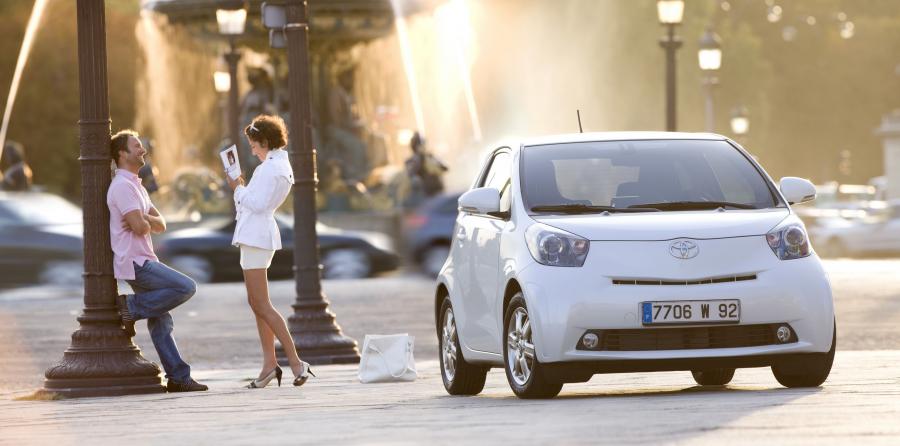  Toyota iQ 2008 года  (фото 112 из 225)